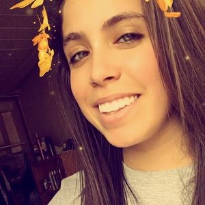 Meet your Posher, Hannah